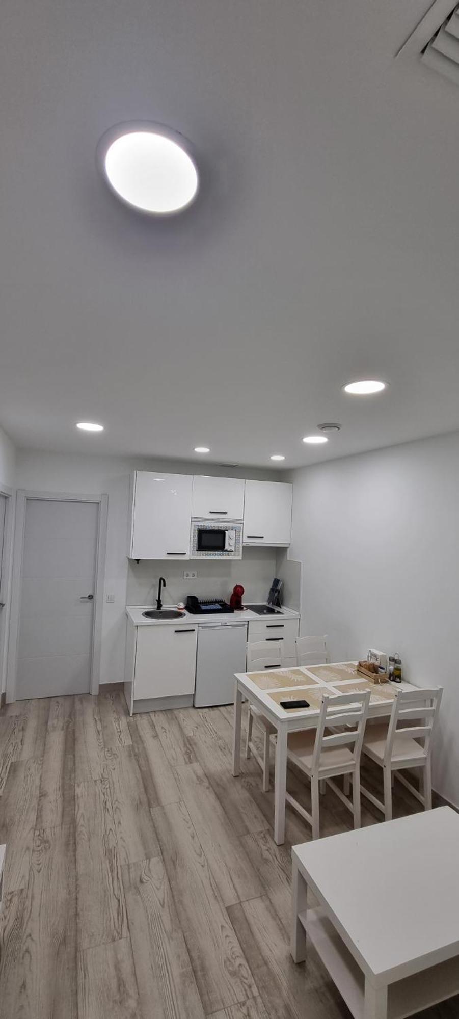 Apartamentos Tanez Santurce A Madrid Exteriör bild